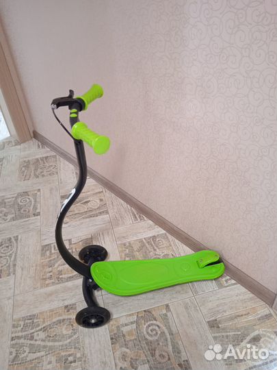 Продам детский самокат