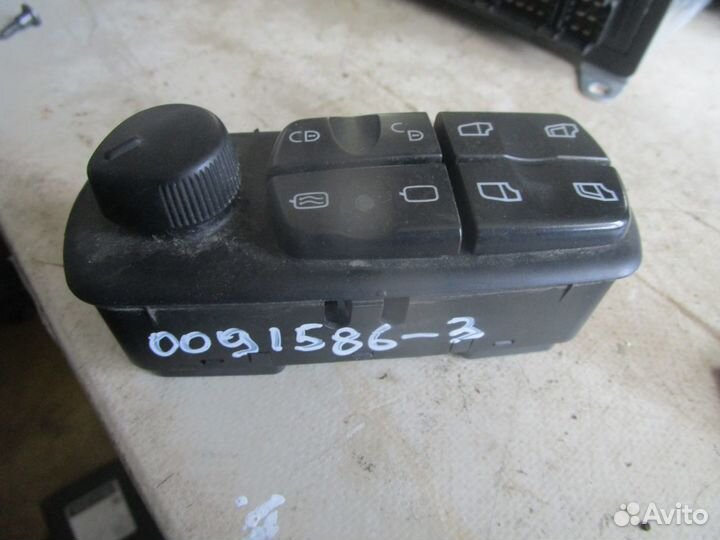 Блок управления стеклоподъемника левой двери Merce