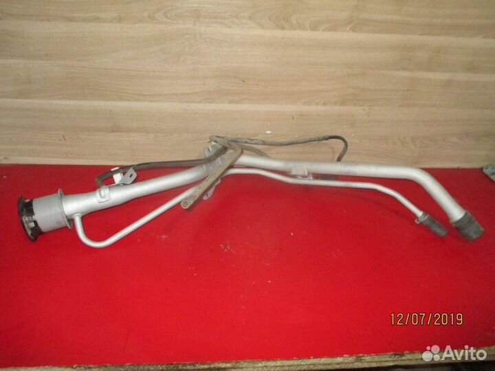 Горловина топливного бака Subaru Forester (S13)