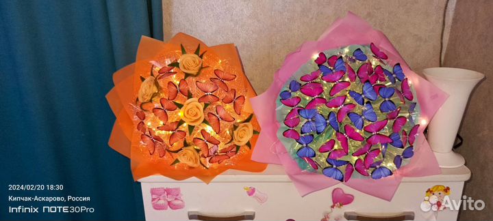 Светящиеся букеты из бабочек