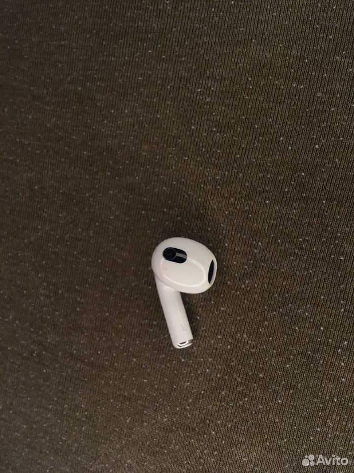 Левый наушник Airpods 3