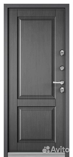 Дверь в дом с терморазрывом