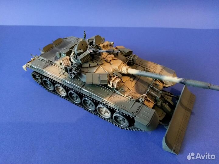 Модель танка Т-90