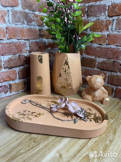 Декор из гипса