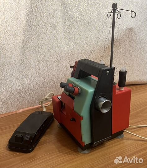 Продаю оверлок Крош