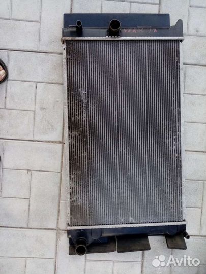 Радиатор таета верса 2011 гв