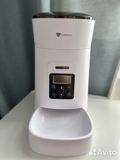 Автоматическая кормушка для кошек