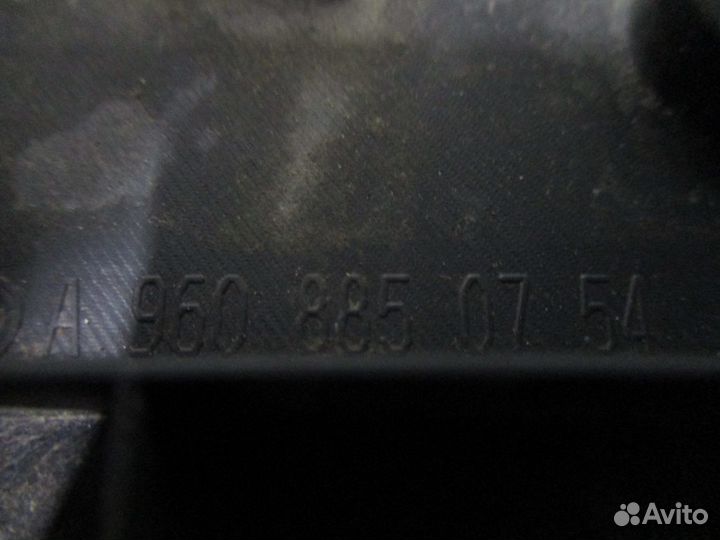 Накладка кабины Mercedes-Benz A9608850754