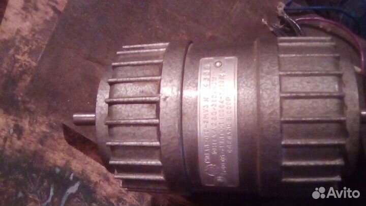 Электродвигатель асинхронный трёхфазный ав-042-2му