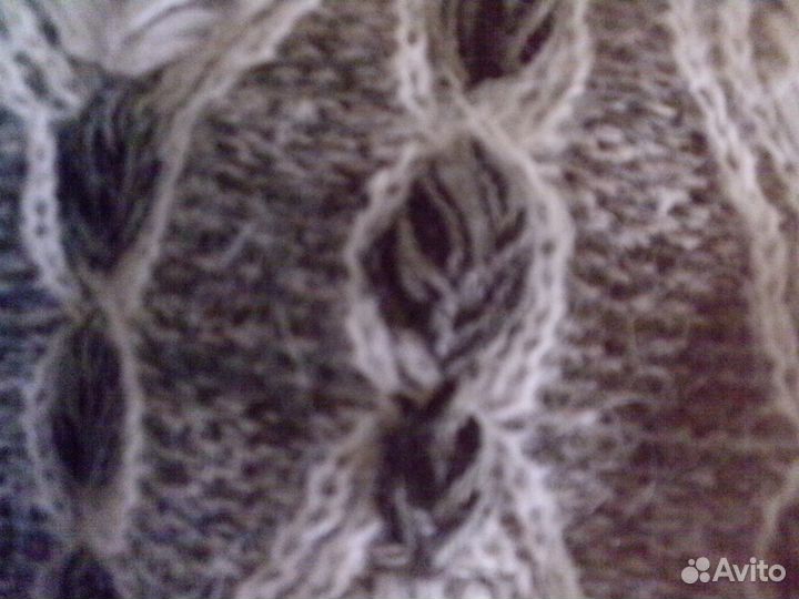 Продам теплый свитерок для ребенка до 3-4 лет