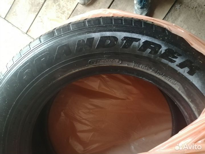 Dunlop Grandtrek ST30 225/65 R17 102