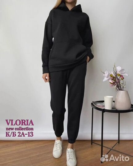 Спортивный костюм женский