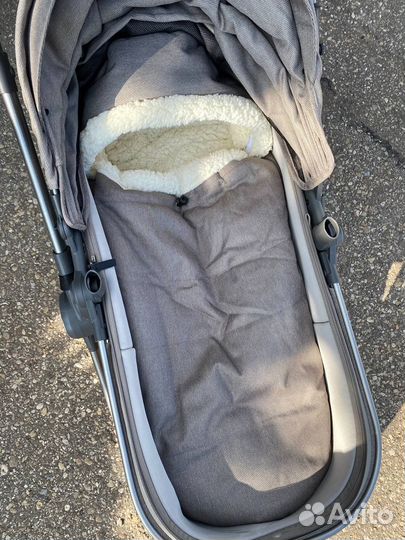 Коляска-трансформер Luxmom V8