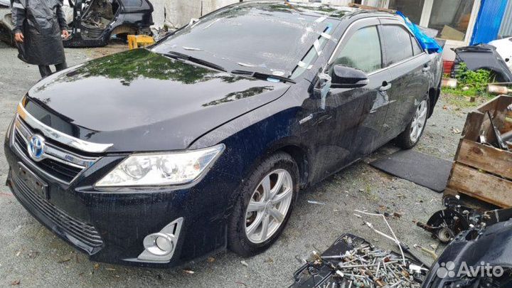 Накладка на порог задняя левая Toyota Camry AVV50