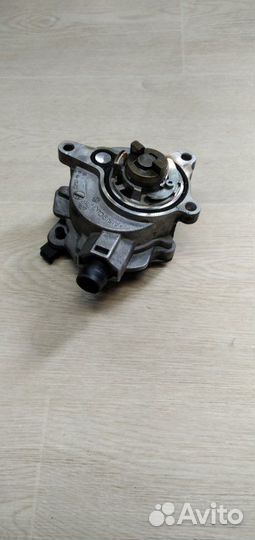 Вакуумный насос Volvo Xc60 2.0T 2012