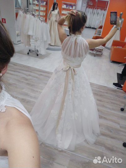 Свадебное платье