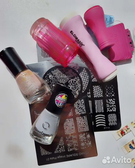 Все для дизайна ногтей слайдер, блёстки, стразы