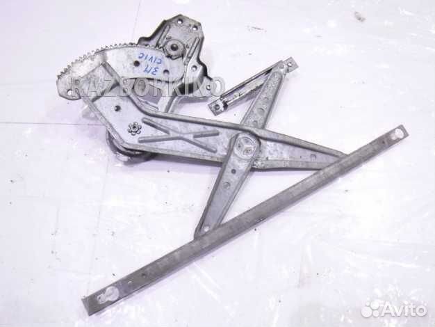 Стеклоподъемник механический задний правый