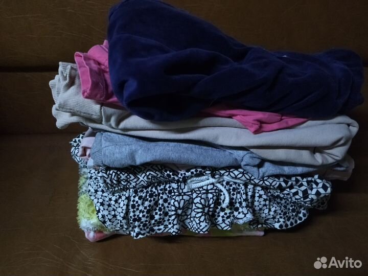 Вещи на девочку 4-6 лет за шоколадку
