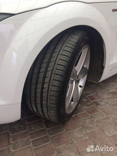 Nexen N Fera RU1 225/50 R18