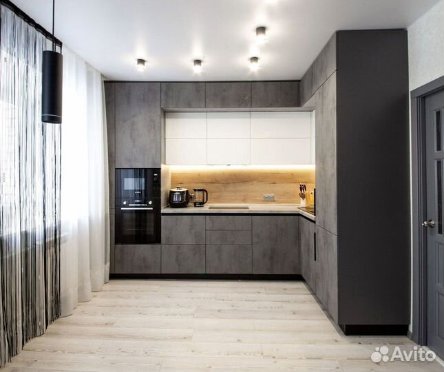 Кухонный гарнитур угловой в