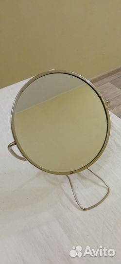 Зеркало для макияжа настольное