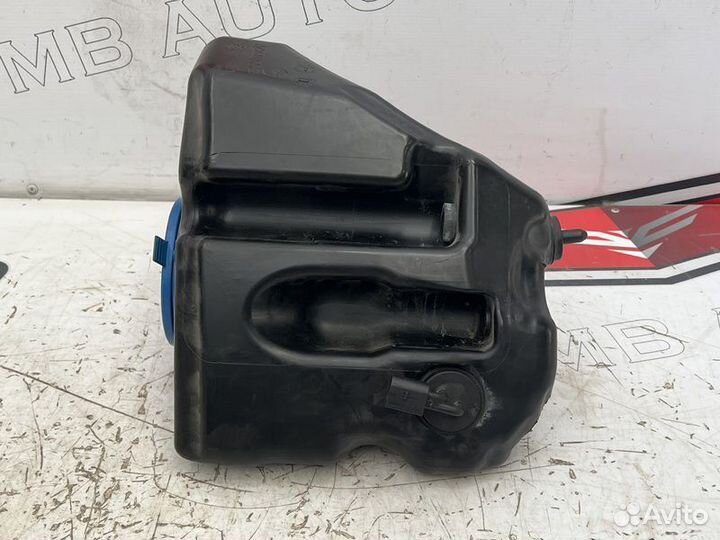 Бачок омывателя лобового стекла Мерседес W221