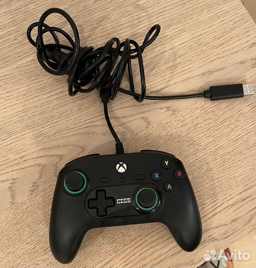 Геймпад xbox проводной hori