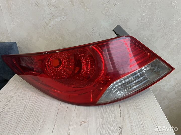 Фонарь задний левый Hyundai Solaris