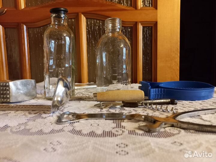 Кухонные принадлежности (закат. машинки и т.д.)