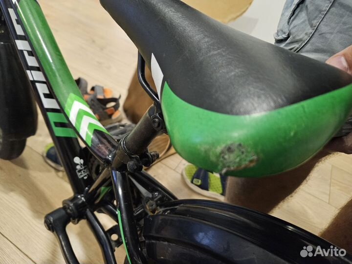 Детский велосипед 16