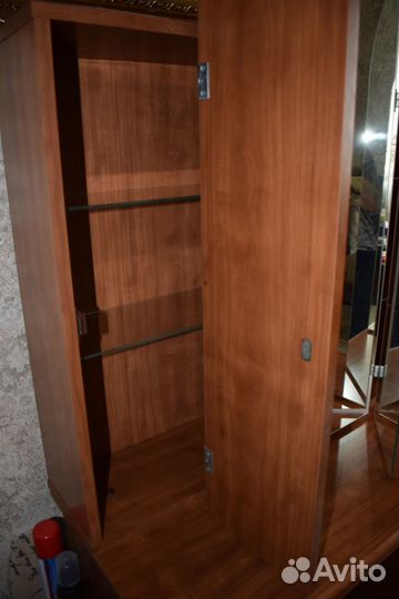 Продам трельяж