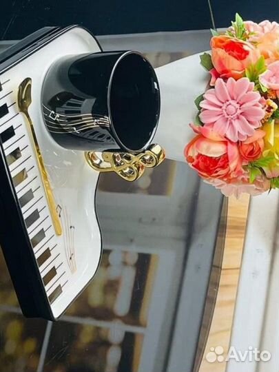 Чашка 200мл с блюдцем и ложкой