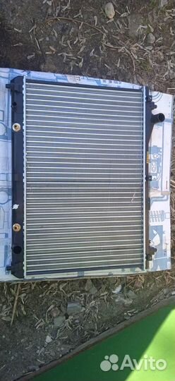 Радиатор цузуки гранд витара