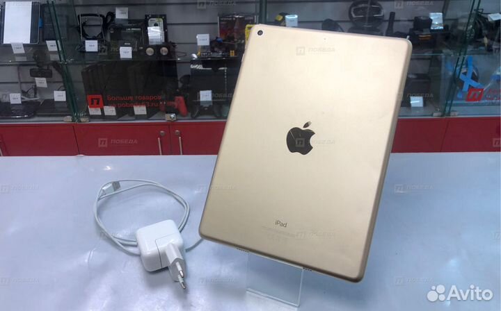 На49 Планшет Apple iPad (2018) 32Gb Wi-Fi
