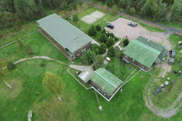Гостиница, 942 м²
