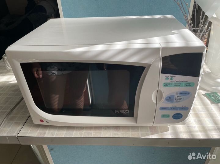 Микроволновая печь lg