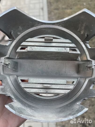 Эмблема на решетку радиатора