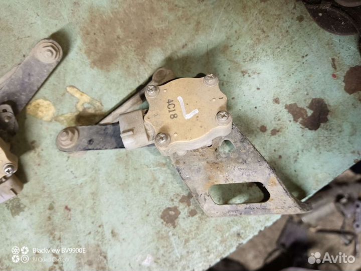 Датчик пневмо задний Toyota Celsior UCF30 Lexus