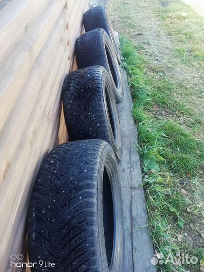 Nokian Tyres Hakkapeliitta 8 225/55 R16 99