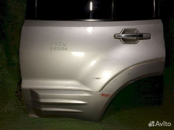 Дверь задняя левая Mitsubishi Pajero Pajero III V7