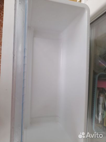 Ящик в морозильную камеру Bosch