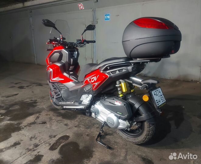 Максискутер Regulmoto XDV 300i