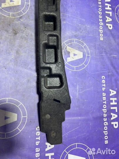 Абсорбер бампера передний Kia Ceed ED G4FA 2011