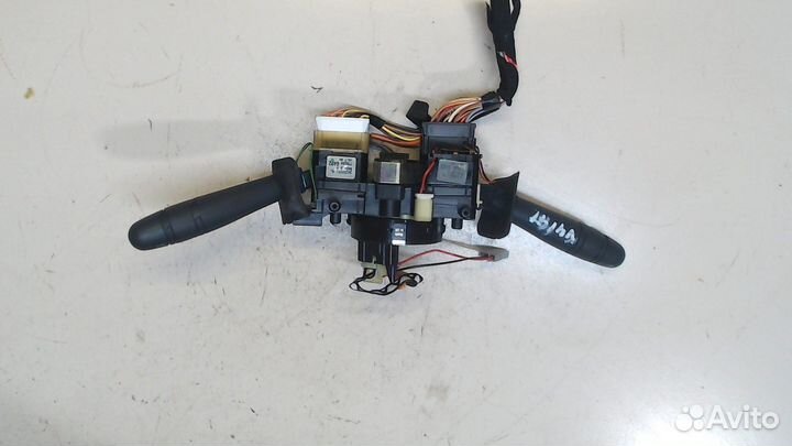 Переключатель поворотов и дворников Renault Megane