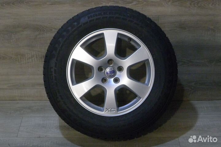 Комплект оригинальных колес R17 Вольво xc60