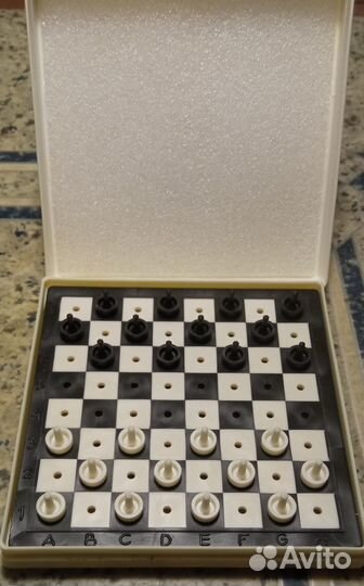 Шашки с пимпочками дорожные из Ленинграда
