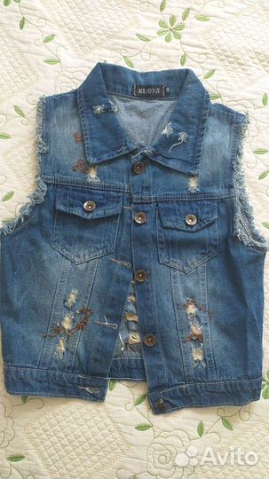 Джинсовая жилетка на девочку