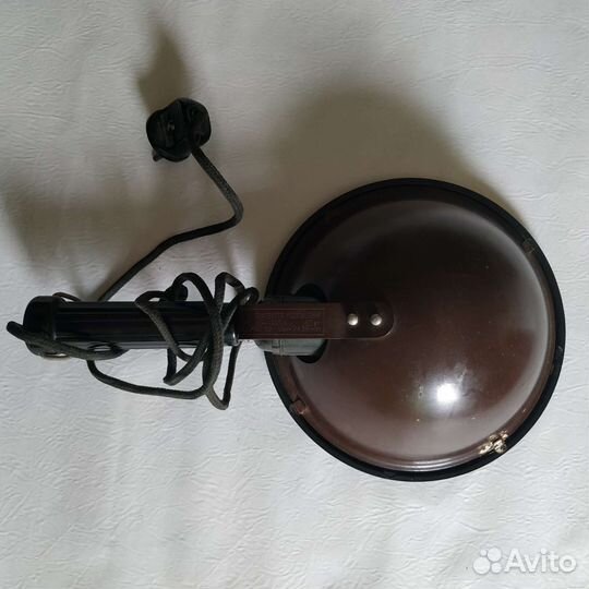 Медицинская синяя лампа