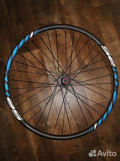 Втулка на промподшипниках + спицы